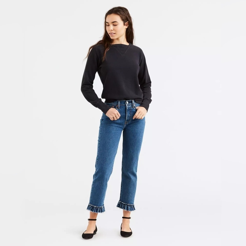Levi's® Premium
WEDGIE FIT STRAIGHT RUFFLE HEM WOMEN'S JEANS sz 29 or 8